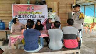 Bhabinkamtibmas Polsek Tualang Intensifkan Cooling System untuk Ciptakan Situasi Kondusif Pilkada 2024