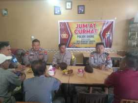 Jumat Curhat Polsek Gaung Sambangi Warga Kuala Lahang Sekaligus Cooling System Pemilu 2024