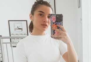 Potret Chelsea Olivia Pamer Body Goals dan Wajah Tanpa Makeup