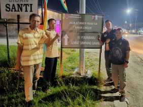 Jalan Poros Penghubung Dua Kabupaten Longsor, Bupati Inhil Surati Gubernur Riau