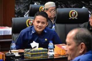 Reza Dorong Optimalisasi LPS di Kelurahan untuk Dukung Pekanbaru Bersih Sampah