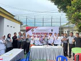 Lapas Bangkinang dan BNK Kampar Gelar Tes Urine Massal
