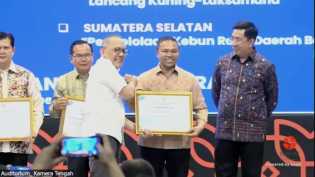 Gubri Wahid Terima Penghargaan, Riau Masuk Daerah Terinovatif Versi BRIN 2025