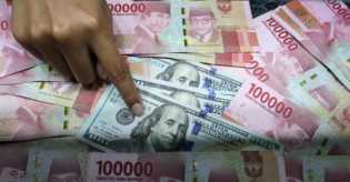 Pasar Khawatir Kenaikan Suku Bunga The Fed, Rupiah Rontok