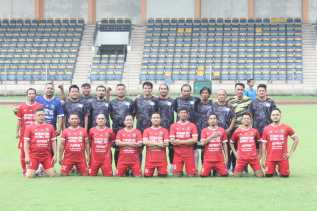 Laga Persahabatan Jelang Ramadan, PWI Riau vs Pemprov FC Bermain Imbang