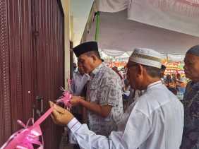 Bapak Angkat UMKM, H Amran Resmikan Pembukaan Toko Roti di Kecamatan Tuah Madani Pekanbaru