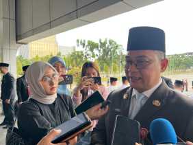 Hanya Mendampingi KPK, Sekda Riau akan Berkantor dan Pimpin Rapat Besok