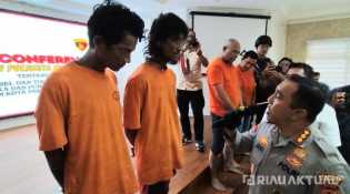 Polisi Tangkap Dua Pelaku Pencurian Kabel dan Tiang Lampu Fly Over SKA Pekanbaru