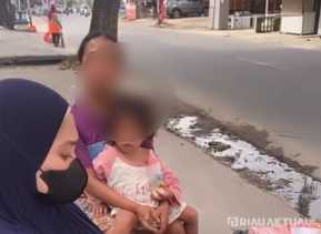 Viral, Satu Keluarga Mengemis di Pekanbaru