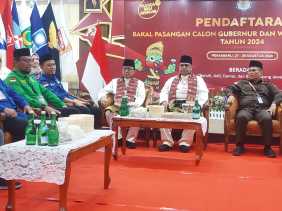Agung Nugroho Antar Nasir-Wardan Mendaftar ke KPU Riau, Tegaskan Dukungan Penuh