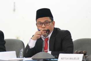 Rusidi Rusdan Dipilih sebagai Ketua KPU Riau Periode 2024-2029