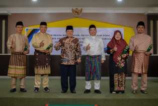 Ketua Yasrah Lantik Pejabat Struktural Sekolah Pascasarjana Unilak, Ini Pesan Yang Diberikan