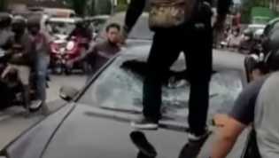 Viral Video Mobil Mercy Diamuk Massa, Kapolres Bantul: Kalo Gak Tau Peristiwanya jangan Provokasi