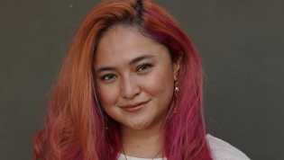 Karena Tumor Payudara, Marshanda Bawa Mukeda dan Sajadah ke Singapura