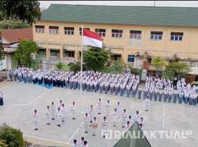 Memperingati HUT ke 77 RI, SMK Kansai Gelar Upacara Bendera Dengan Khidmat