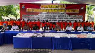 Tiga Bulan Terakhir, Polda Riau Selamatkan 6,6 Juta Jiwa dari Narkoba, 121 Kg Sabu Dimusnahkan