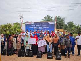 PT PHR Gelar Pasar Murah di Bangko Pusako, Polsek Hadir Dampingi Masyarakat