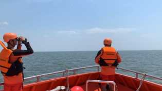 11 ABK KM Lintang Timur Selamat Setelah Dievakuasi Nelayan