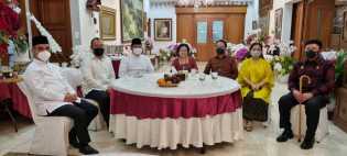 Rendang Ayam Buatan Megawati Dinanti Puan Tiap Lebaran