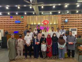 Tipsy Bar Pekanbaru Berbagi Dengan Anak Yatim