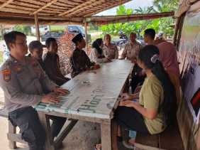 Polsek Sungai Sembilan Ajak Warga Tetap Akur Meski Beda Pilihan saat Pemilu