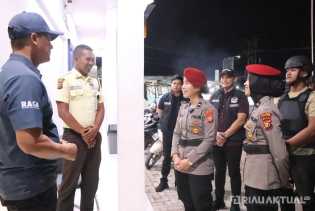 Cekcok di SPBU, Kapolres Rohil dan Tim Raga Tengahi Keributan Secara Humanis