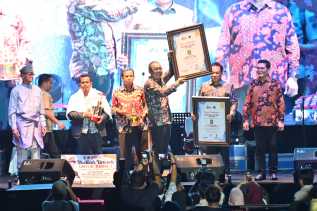 Puncak Peringatan Hari Pers Nasional Riau 2024 di Kuantan Singingi Meriah dengan Beragam Hiburan