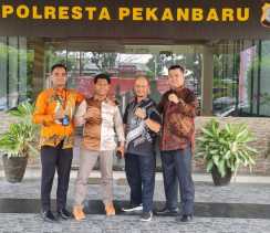 Cemarkan Nama Baik, Tim Hukum AMAn Laporkan Video TikTok ke Bawaslu dan Polresta Pekanbaru