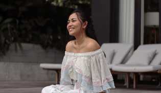 Potret Rachel Vennya Pakai Crop Top di Pantai, Netizen: Janda Premium!