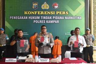 Polres Kampar Tangkap Dua Pelaku Narkoba, Sita 1 Kg Sabu di Tapung