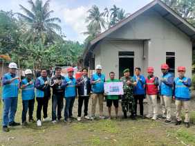 Listrik Gratis PLN Bengkalis Bersama PMII, Terangi Rumah Warga Kurang Mampu