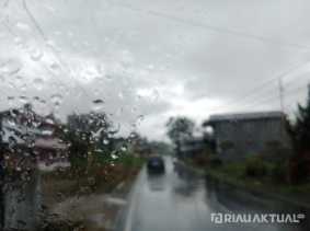 Hari Ini Riau Masih Berpotensi Diguyur Hujan
