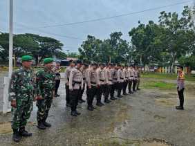 Kapolsek Rimba Melintang Pimpin Apel Kesiapan Pengamanan Rapat Pleno Rekapitulasi Suara Pilkada 2024