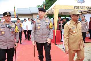 Peninjauan Pemungutan Suara di Siak, Kapolda Riau Apresiasi Inovasi Teknologi Polres Siak