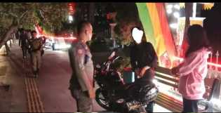 Satpol PP Jaring Muda-Mudi Berduaan di Pedestrian Kota Pekanbaru