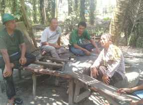 Kawal Pilkada Damai, Aipda Binhot Ajak Warga Dialog