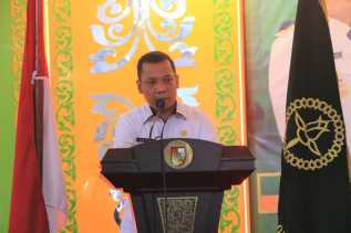 Pj Walikota Pekanbaru Ancam Beri Sanksi ASN Nongkrong di Warung Kopi