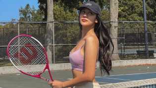 Main Tenis, Gaya Anya Geraldine Bikin Mata Netizen Melek!