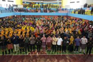 Suhardiman Amby Dianugerahi Gelar Bapak BPD Kabupaten Kuantan Singingi