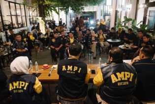 Pengurus AMPI Riau Kopdar dan Silaturahmi Dengan Ketum DPP AMPI Jerry Sambuaga