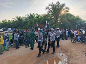 Polres Bengkalis Turun Humanis, Aksi Warga Pulau Rupat Berjalan Damai