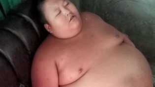 Bocah 11 Tahun Asal Babelan Bekasi Berbobot 126 Kg, Usia 3 Bulan Pernah Alami Gizi Buruk