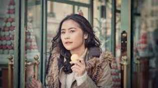 Begini Respon Prilly Latuconsina Terkait Luna Maya dan Maxime Bouttier Diisukan Bakal Menikah