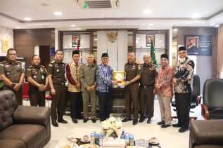 Samakan Persepsi Keterbukaan Informasi, Komisi I DPRD Riau Kunjungi Kejati Riau