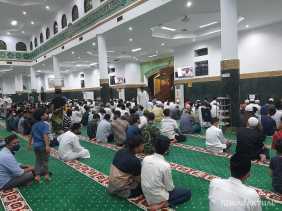 Tarawih Perdana, Masjid Raya Annur Dipadati Jamaah