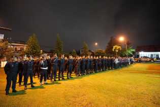 Perkuat Penanganan Bencana, Brimob Polda Riau Kirim Pasukan BKO ke Sumbar