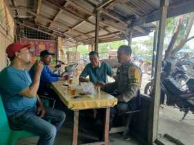 Polsek Bangko Pusako Gelar Patroli Sambang Warga Demi Sukseskan Pilkada Damai 2024