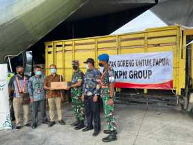 Sinergi dengan TNI, Kemendag Perkuat Stok Migor ke Wilayah Indonesia Timur 