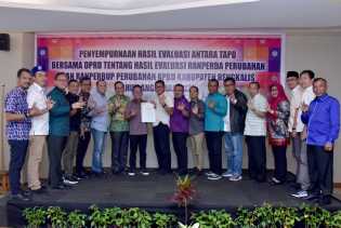 APBD Perubahan 2023 Bengkalis Ditandatangani PLT Gubernur Riau Edy Natar Nasution