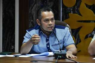 DPRD Pekanbaru Challenge DLHK Bereskan Sampah